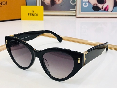 Fendi sunglass-704